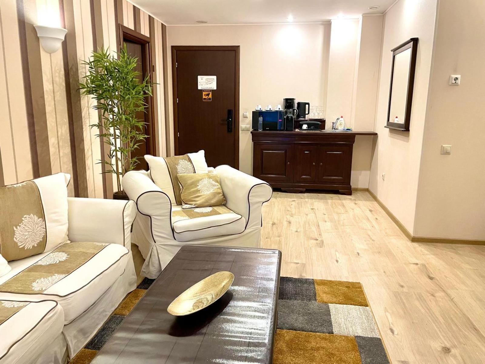 Alpin Aparthotel 2302 ポイアナ・ブラショフ エクステリア 写真